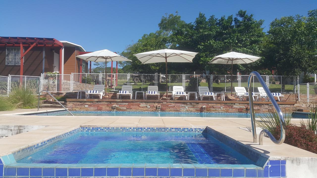 Vista Alegre Natural Resort - Bungalows Independencia エクステリア 写真